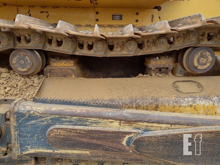 2016-deere-850k-image-35