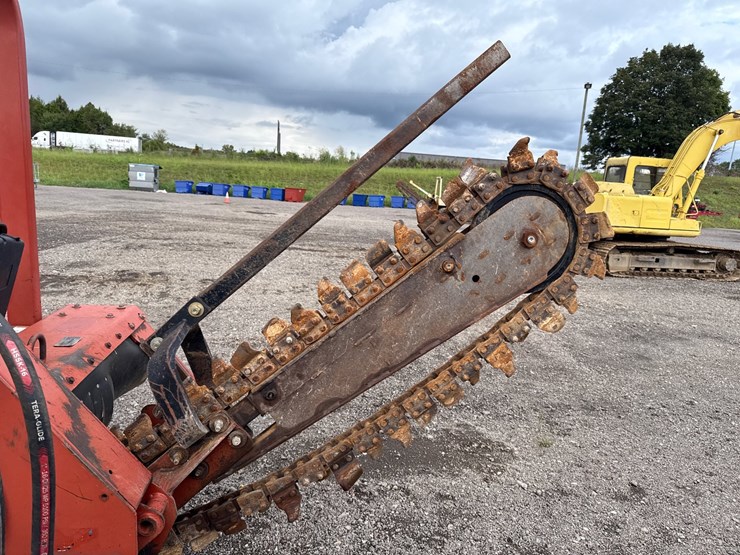 2008-ditch-witch-rt40-image-10