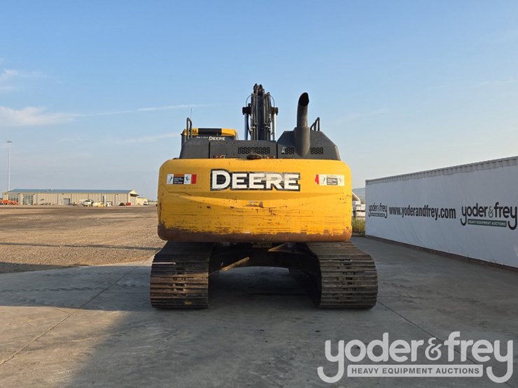 2019-deere-210g-lc-image-4