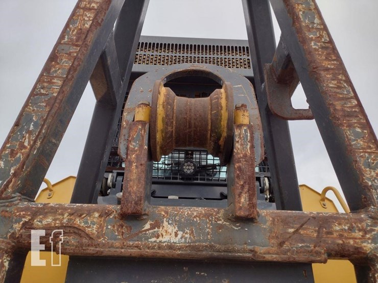 2016-deere-850k-image-41