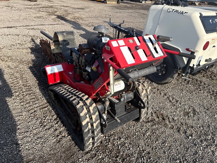 #2067-•-barreto-2324tk-trencher-w/-trailer-image-7