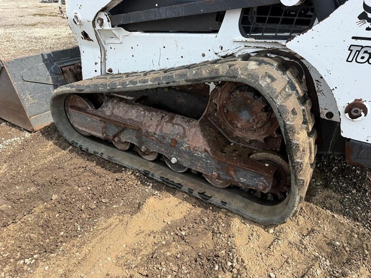 2019-bobcat-t650-image-17