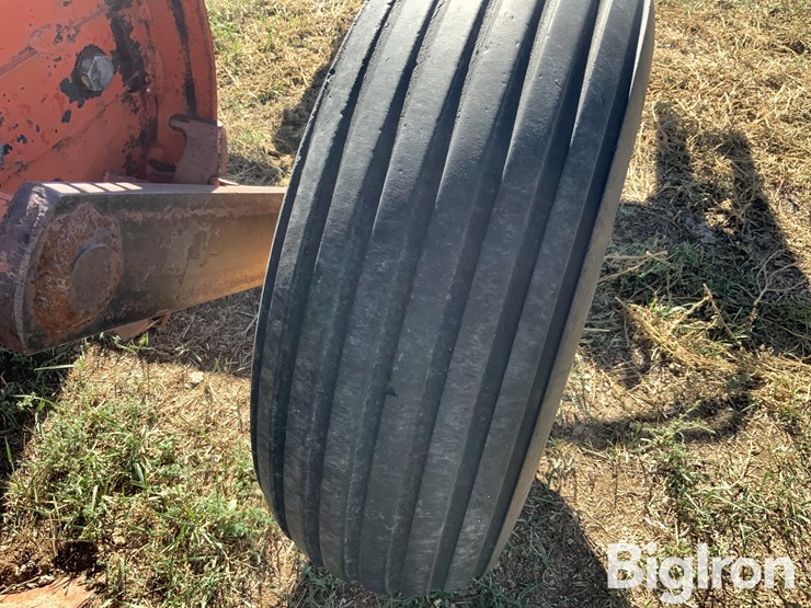massey-ferguson-570-image-17