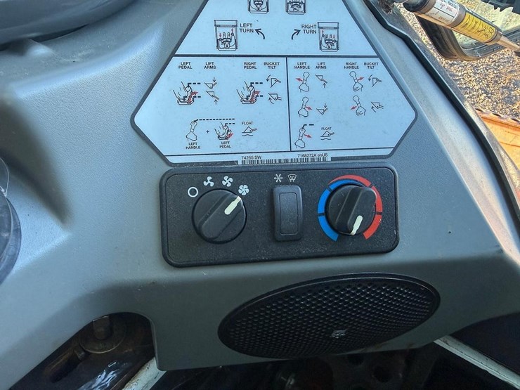 2018-bobcat-s550-image-17