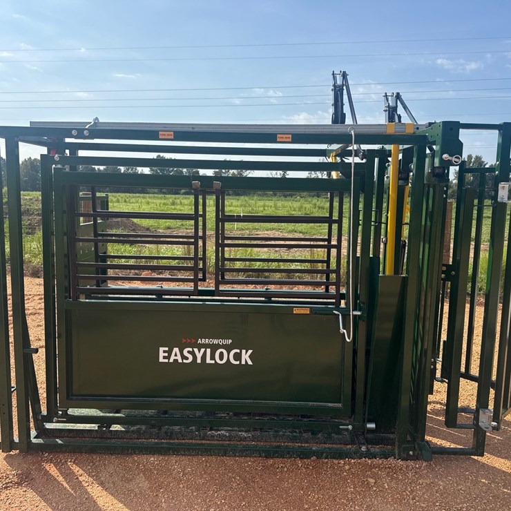 #8128 • Arrowquip Easy Lock Squeeze Chute