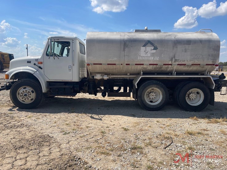 2001-international-4900-t/a-water-truck-image-6
