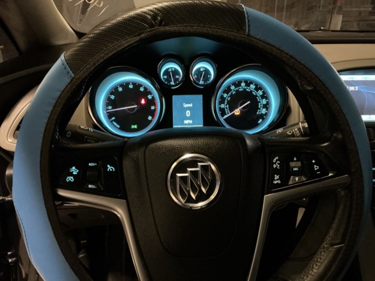 2015-buick-verano-sdn-image-14