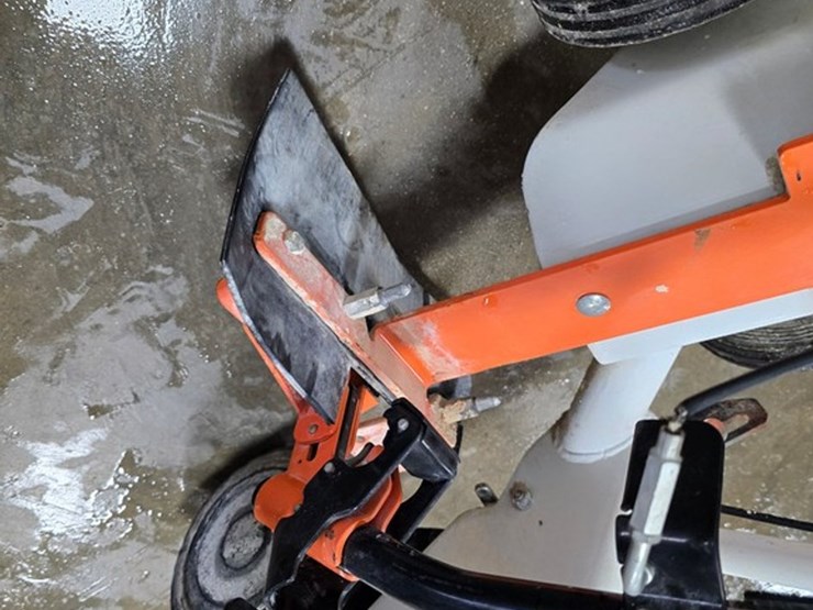 #9713-•-stihl-cement-saw-cart-image-9