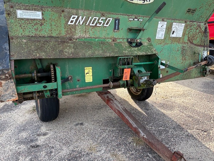 #1020-•-badger-chopper-box-image-12
