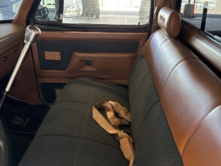 1992-dodge-d350-p/u-image-37