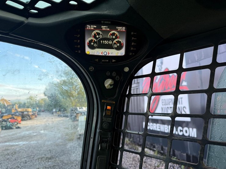 2015-bobcat-t450-image-22