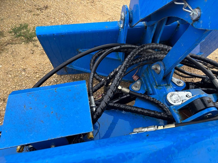 #1336-•-2022-topcat-sssg72-dozer-blade-image-14