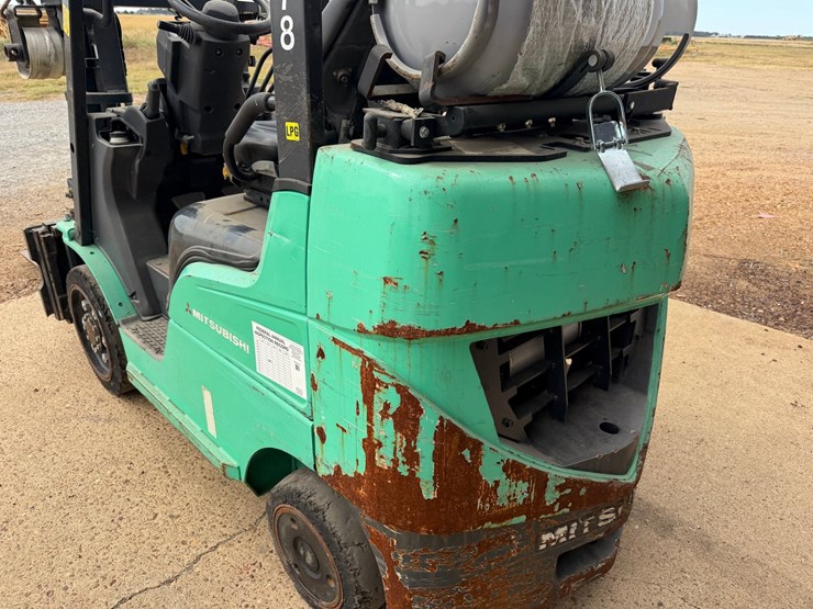 mitsubishi-fgc25n-image-27