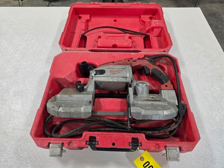 #9719-•-milwaukee-deep-cut-portable-band-saw-image-2