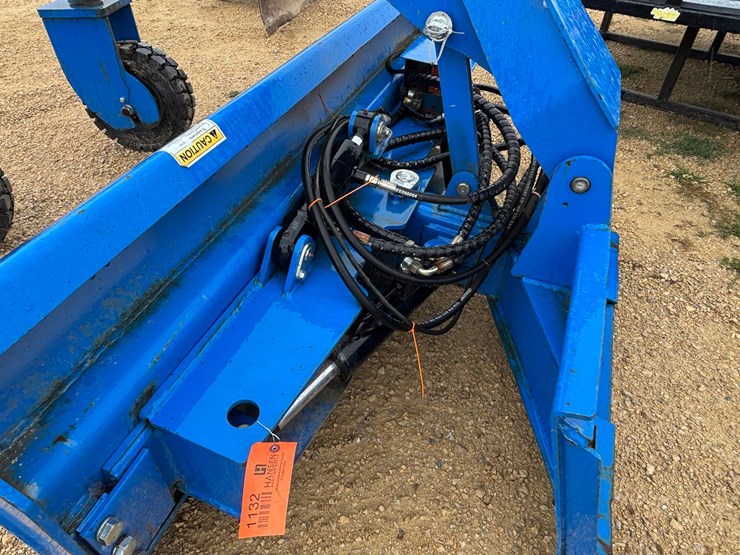 #1336-•-2022-topcat-sssg72-dozer-blade-image-25