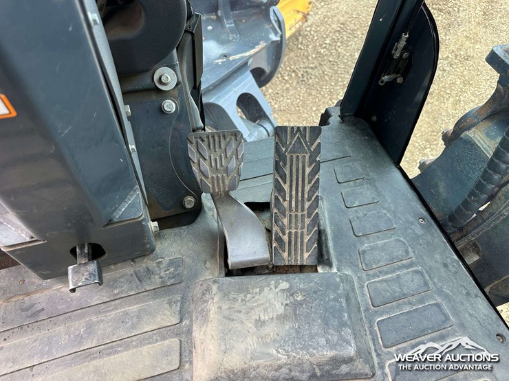 john-deere-872-image-31