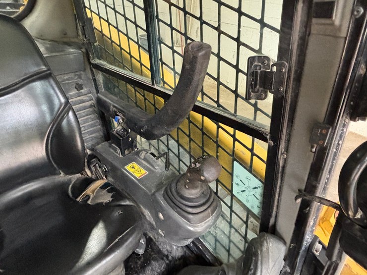 caterpillar-289d-image-38