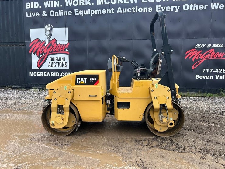 2010-caterpillar-cb34xw-image-3