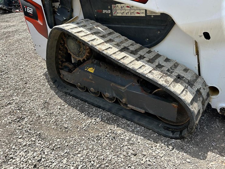 2021-bobcat-t62-image-12