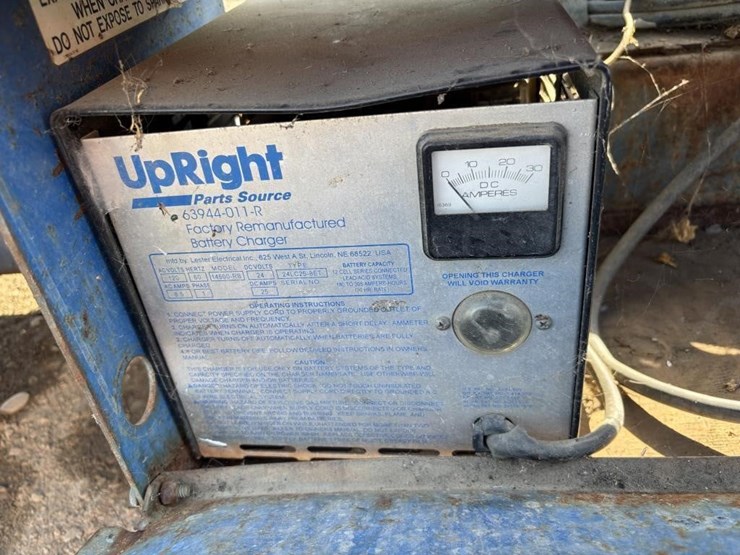up-right-sl-20d-scissor-lift-image-10