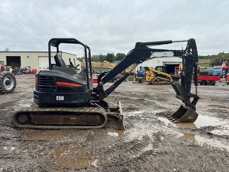 2017-bobcat-e50-image-7