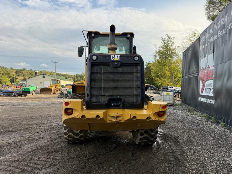 2017-caterpillar-930m-image-3