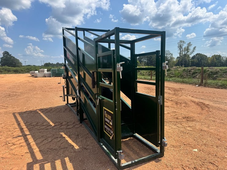 #7266-•-arrowquip-load-out-chute-image-6
