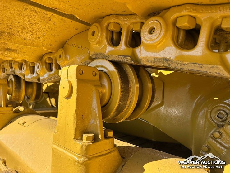 caterpillar-d6d-image-27