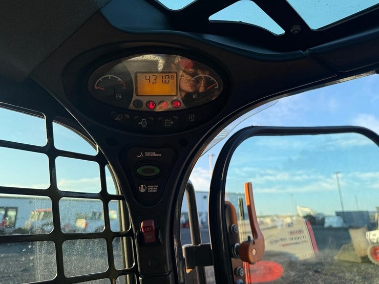 2018-bobcat-s550-image-22