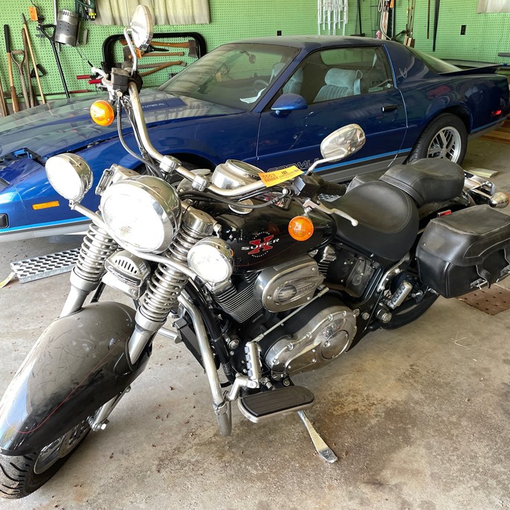 #1319 • 1999 Excelsior Henderson Super X Motorcycle (Has WI Title)