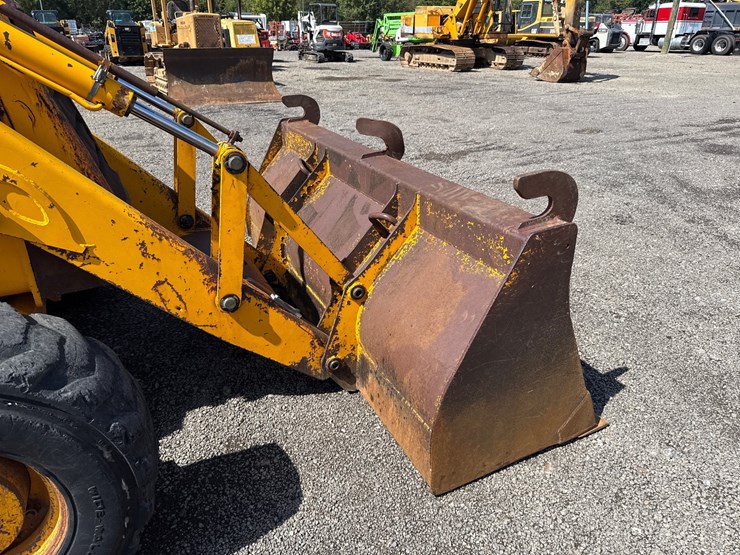 jcb-214-image-4