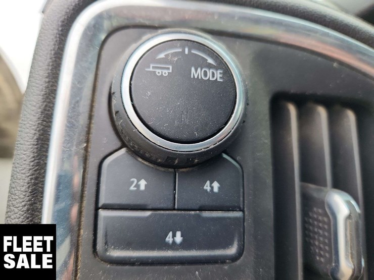 2021-chevrolet-silverado-3500hd-image-17