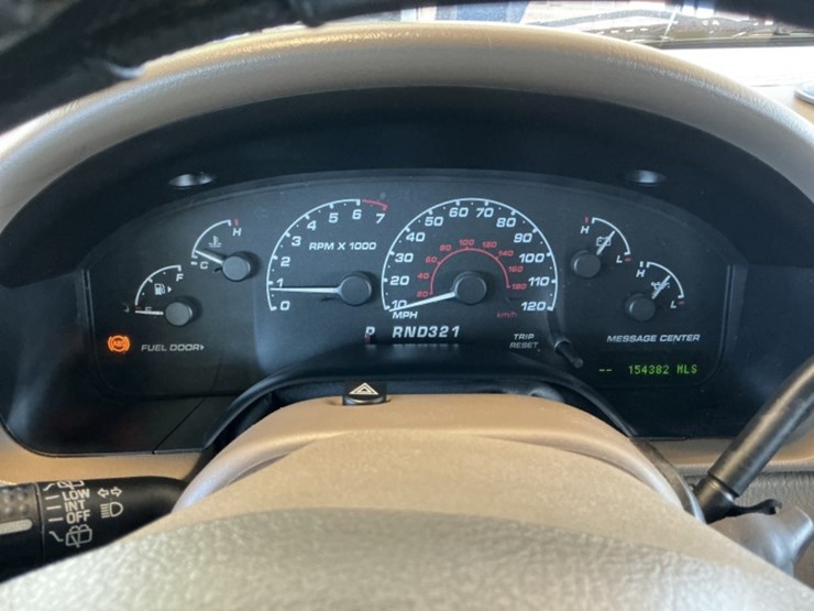 2002-ford-explorer-image-17