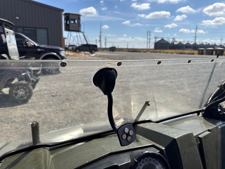 2011-polaris-ranger-crew-image-26
