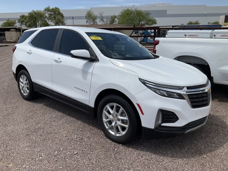 2024-chevrolet-equinox-lt-image-3