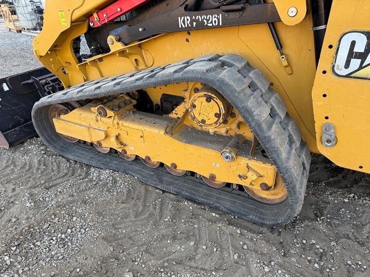 2024-caterpillar-265-image-17