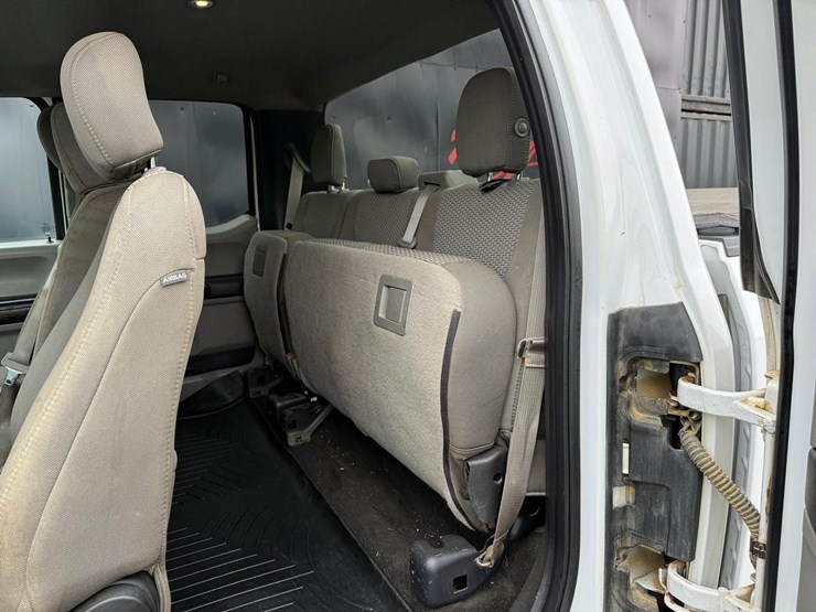 2018-ford-f150-image-24
