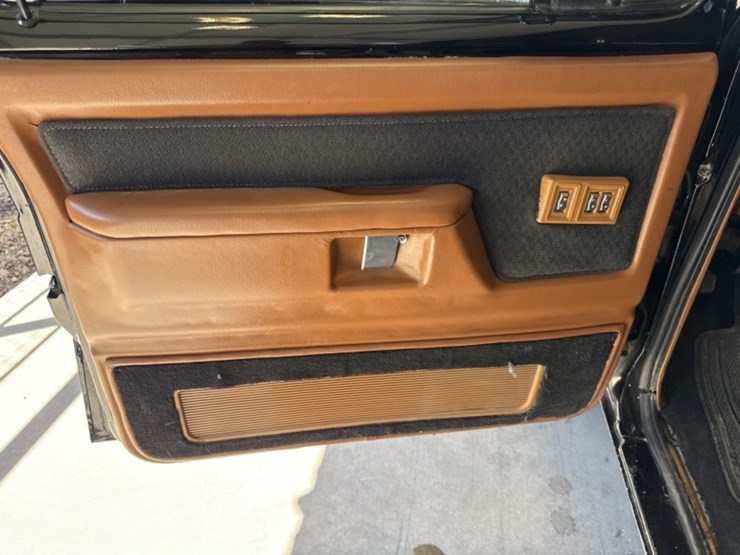 1992-dodge-d350-p/u-image-41