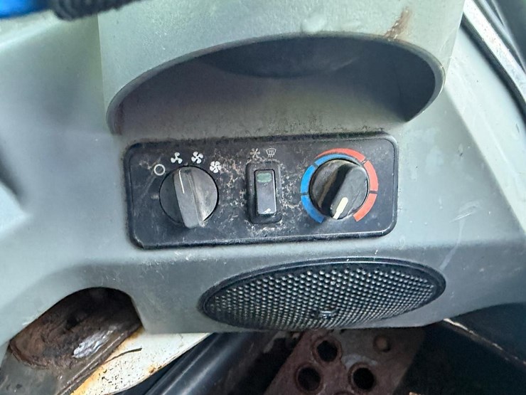 2019-bobcat-t650-image-28