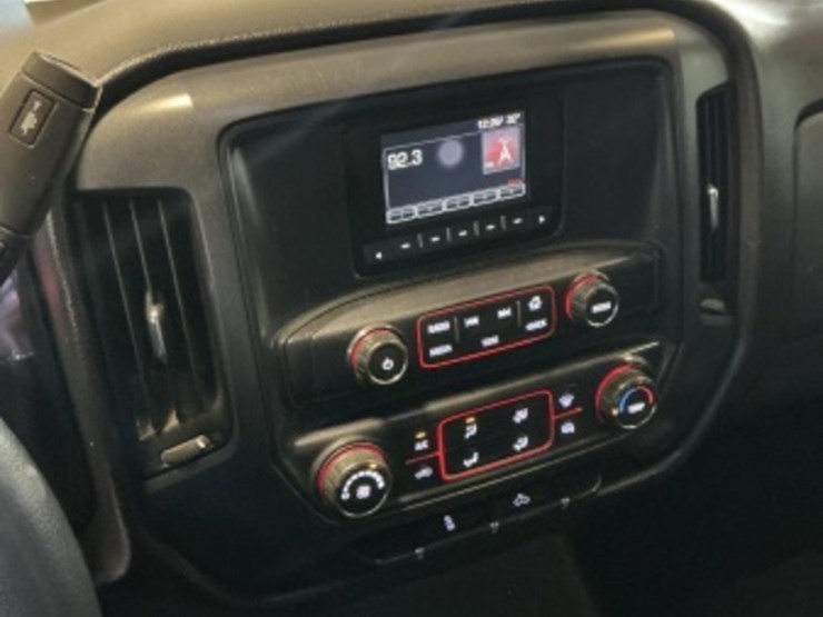 2015-gmc-sierra-1500-image-18