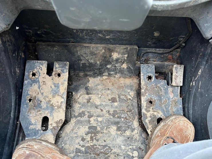 2022-bobcat-s76-image-27