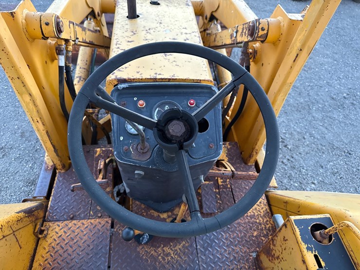 john-deere-310-image-19