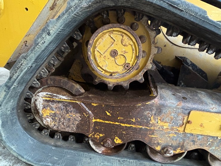 caterpillar-259d-image-23