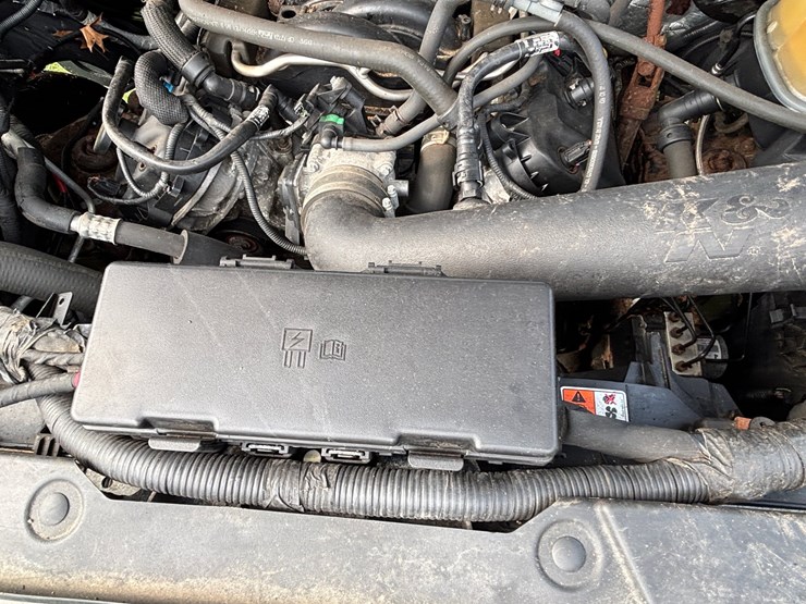 2013-ford-f150-xlt-image-43
