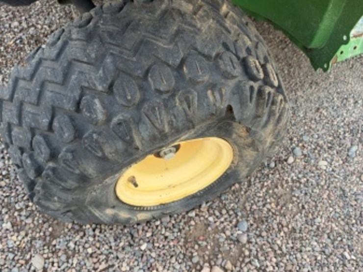 john-deere-gator-image-5