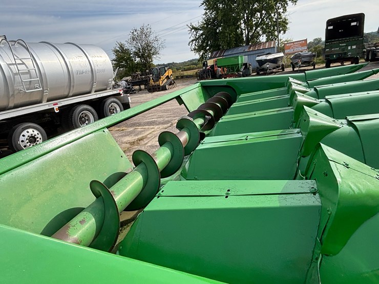 john-deere-643-image-10