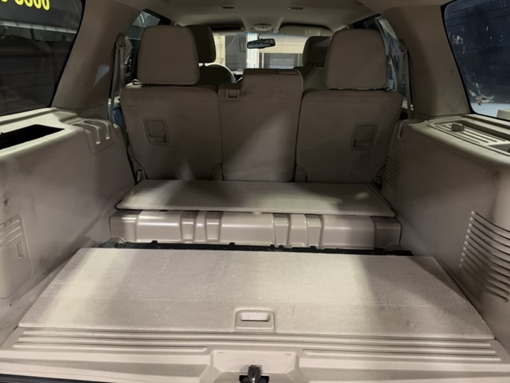 2014-ford-expedition-image-10