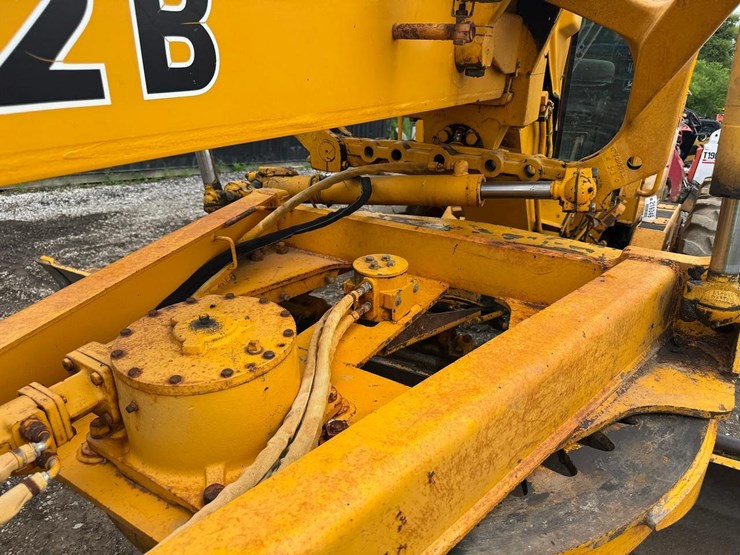 deere-672b-image-12