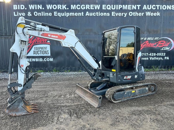 2024-bobcat-e38-image-1
