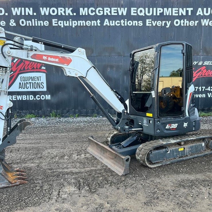 2024 BOBCAT E38